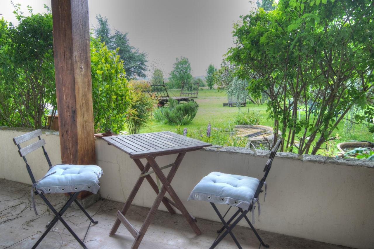 Maison Prairie Bonheur Panzió Magny-les-Hameaux Kültér fotó